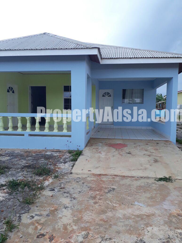 House For Rent in Lititz, St. Elizabeth Jamaica