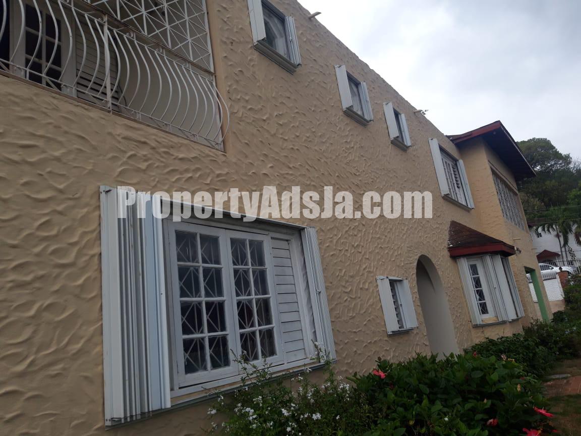 House For Sale in Hope Pastures Kgn 6, Kingston / St. Andrew Jamaica