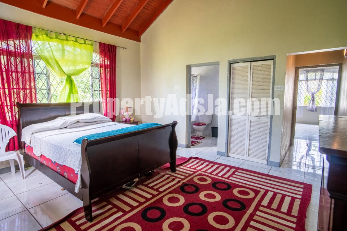 House For Sale in Smokey Vale, Kingston / St. Andrew Jamaica