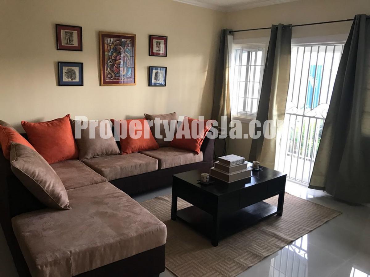 Apartment For Rent in BARBICAN KINGSTON 6, Kingston / St. Andrew