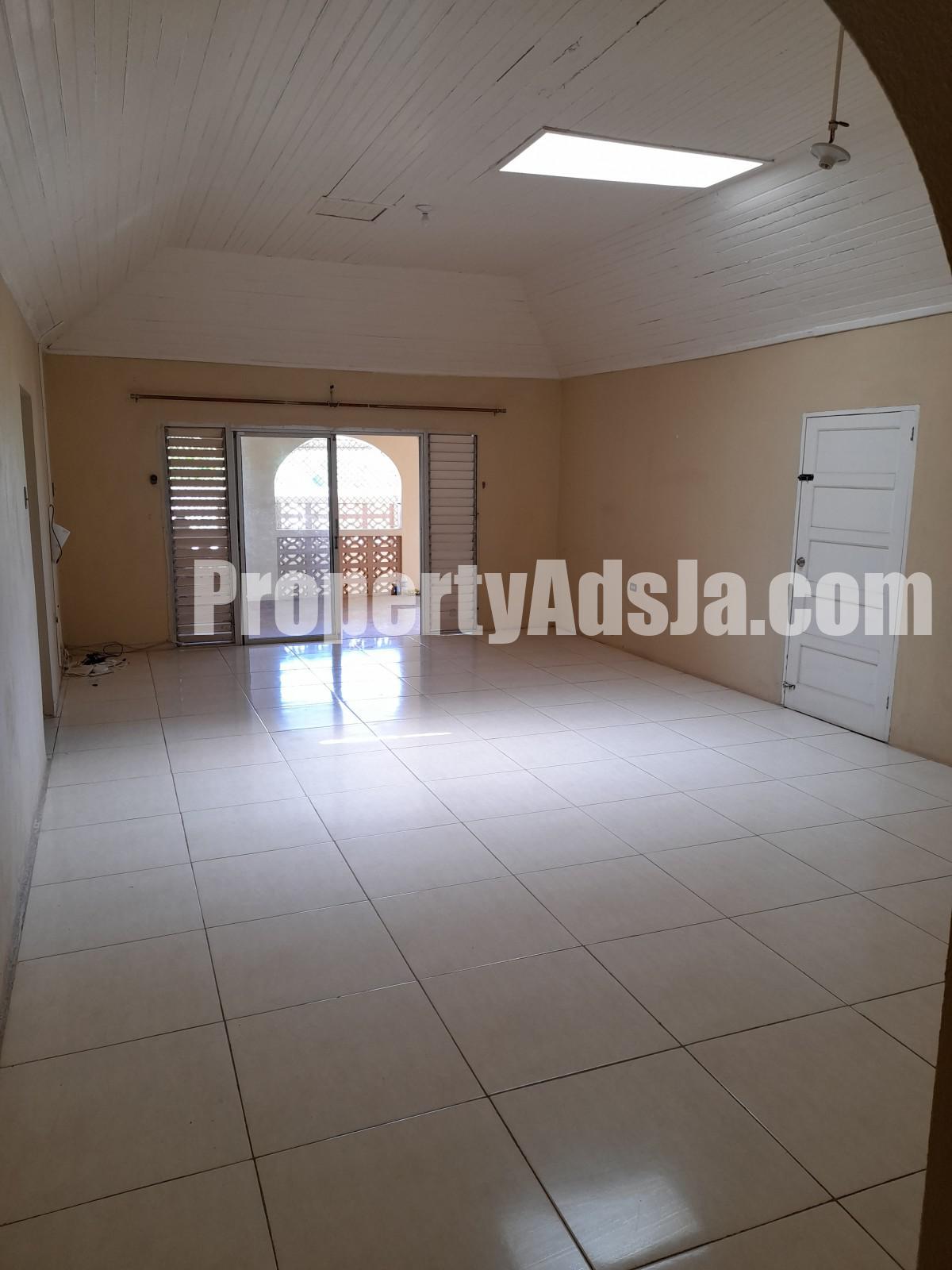 Apartment For Rent in Green Acres Spanish Town, St. Catherine Jamaica