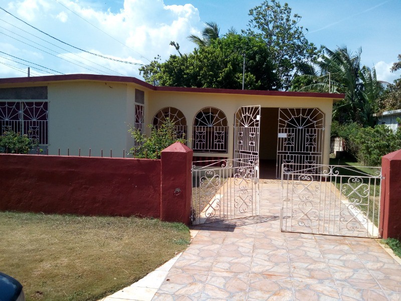 House For Sale in Spanish Town, St. Catherine Jamaica