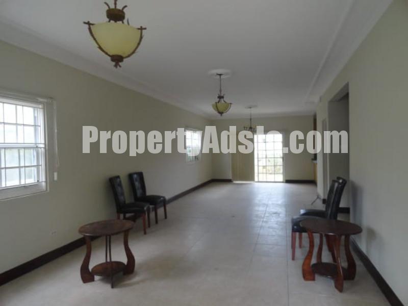 Townhouse For Rent in IRONSHORE, St. James Jamaica