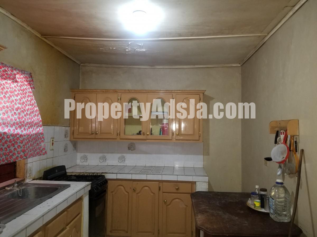 House For Sale in Palmers Cross, Clarendon Jamaica
