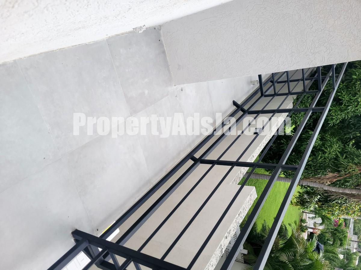 Apartment For Sale in Kingston 6 Area, Kingston / St. Andrew Jamaica