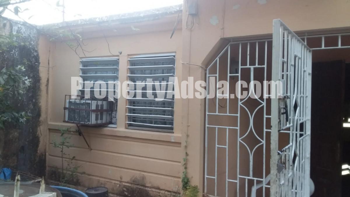House For Sale in Waterford, St. Catherine Jamaica