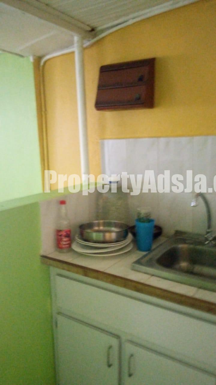 House For Rent in Meadowbrook Park Kgn 19, Kingston / St. Andrew