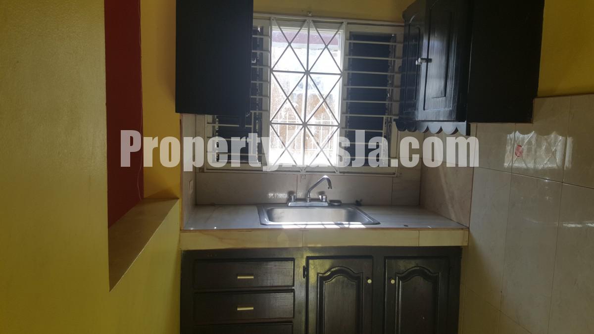 House For Sale in Molynes Road, Kingston / St. Andrew Jamaica