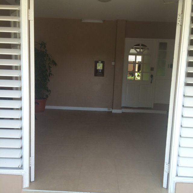Apartment For Rent in MANOR PARK, Kingston / St. Andrew Jamaica