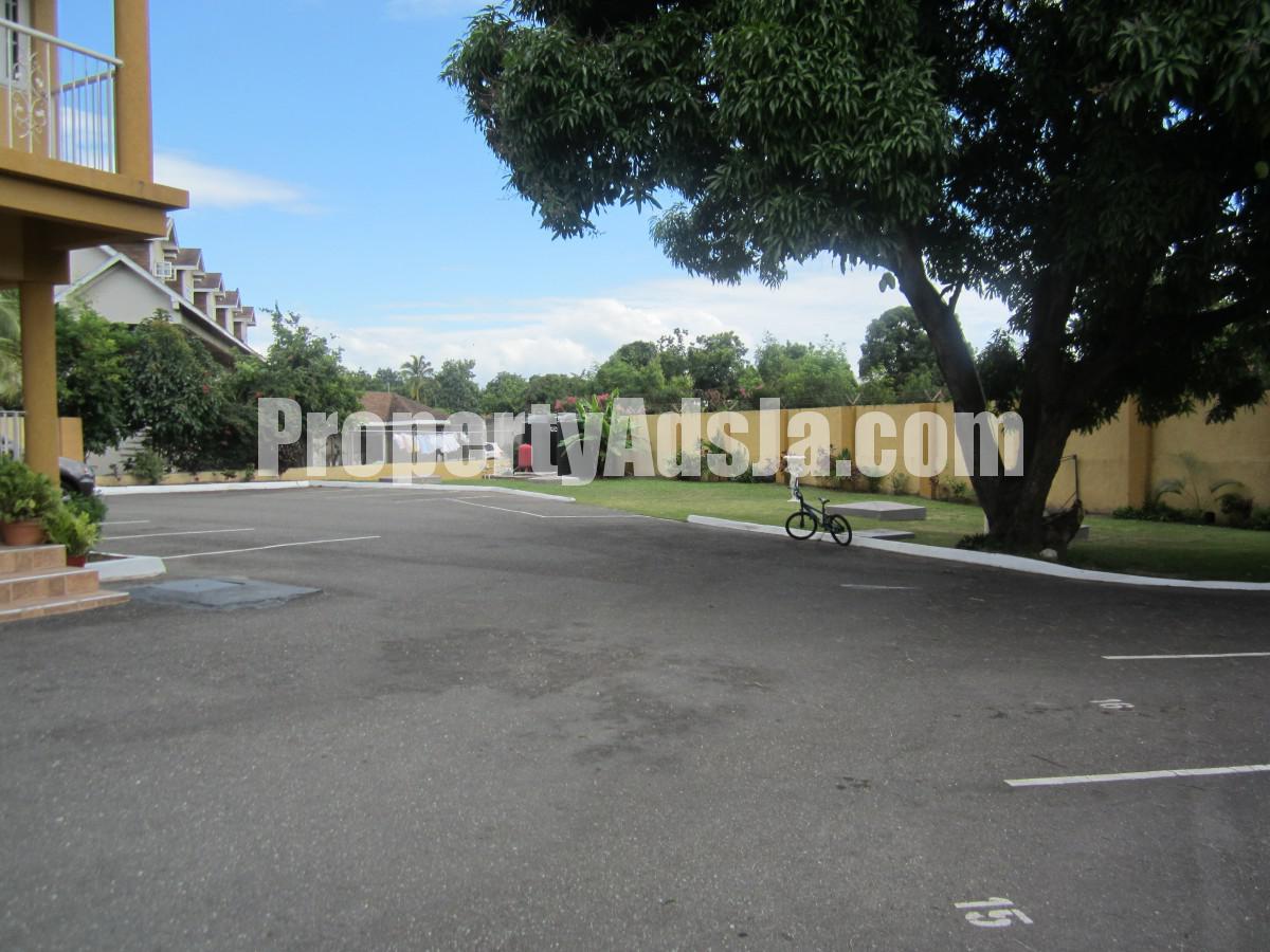 Apartment For Rent in Ziadie Gardens, Kingston / St. Andrew Jamaica
