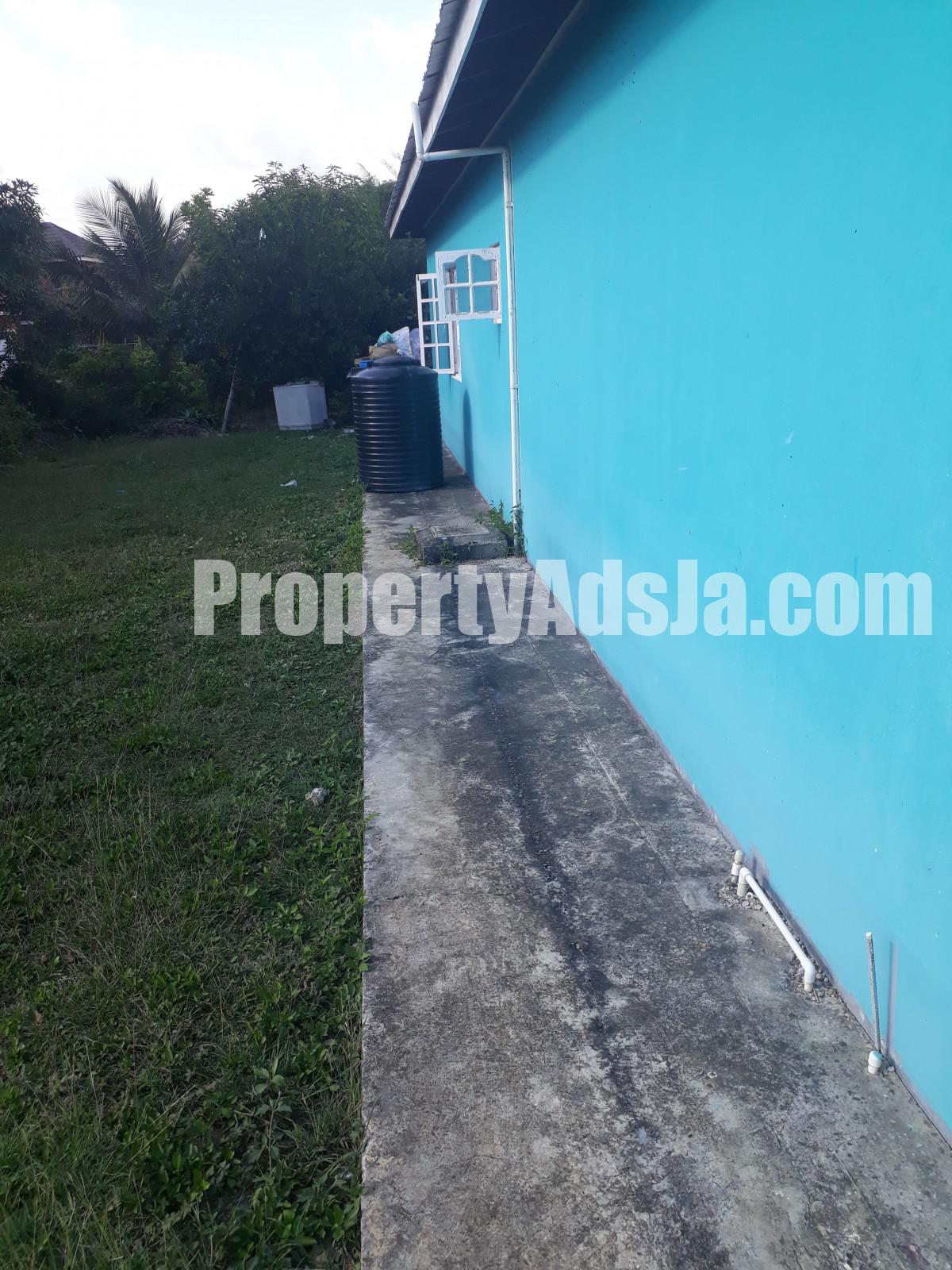 House For Sale in Denbigh, Clarendon Jamaica