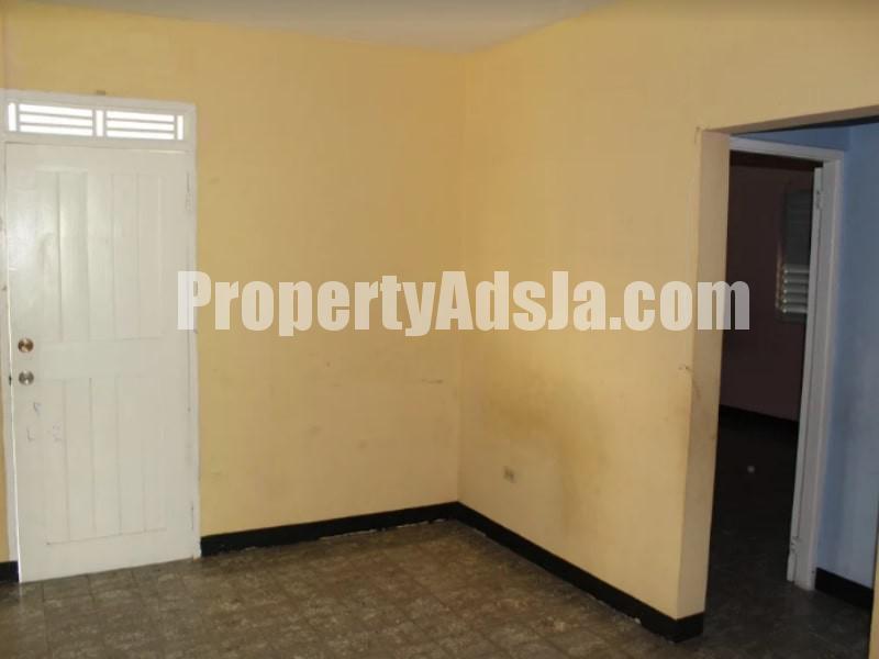 House For Sale in IRWINDALE, St. James Jamaica