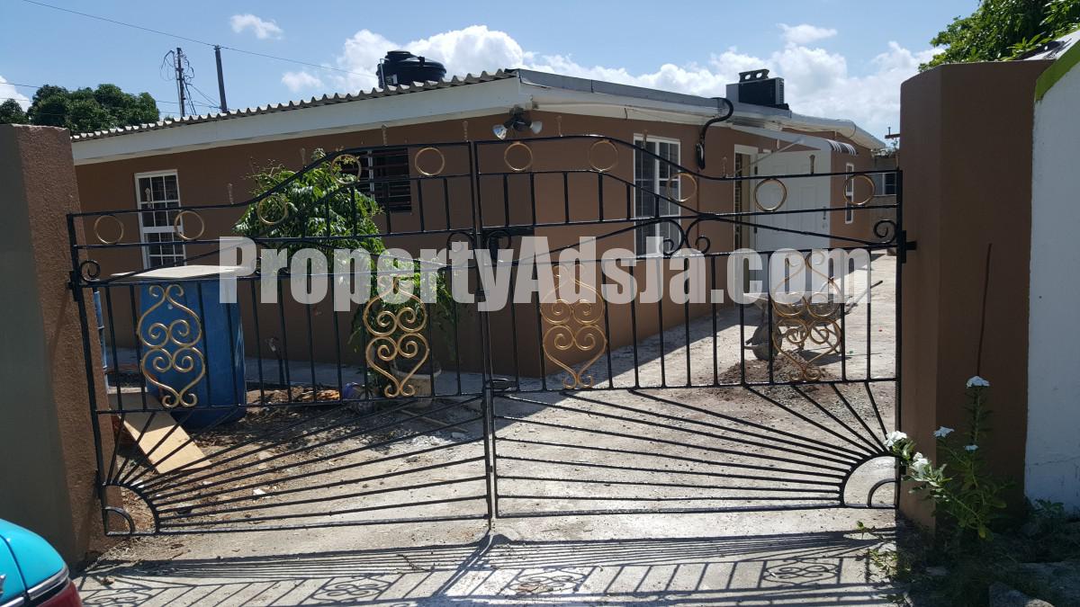 House For Rent in Spanish Town, St. Catherine Jamaica