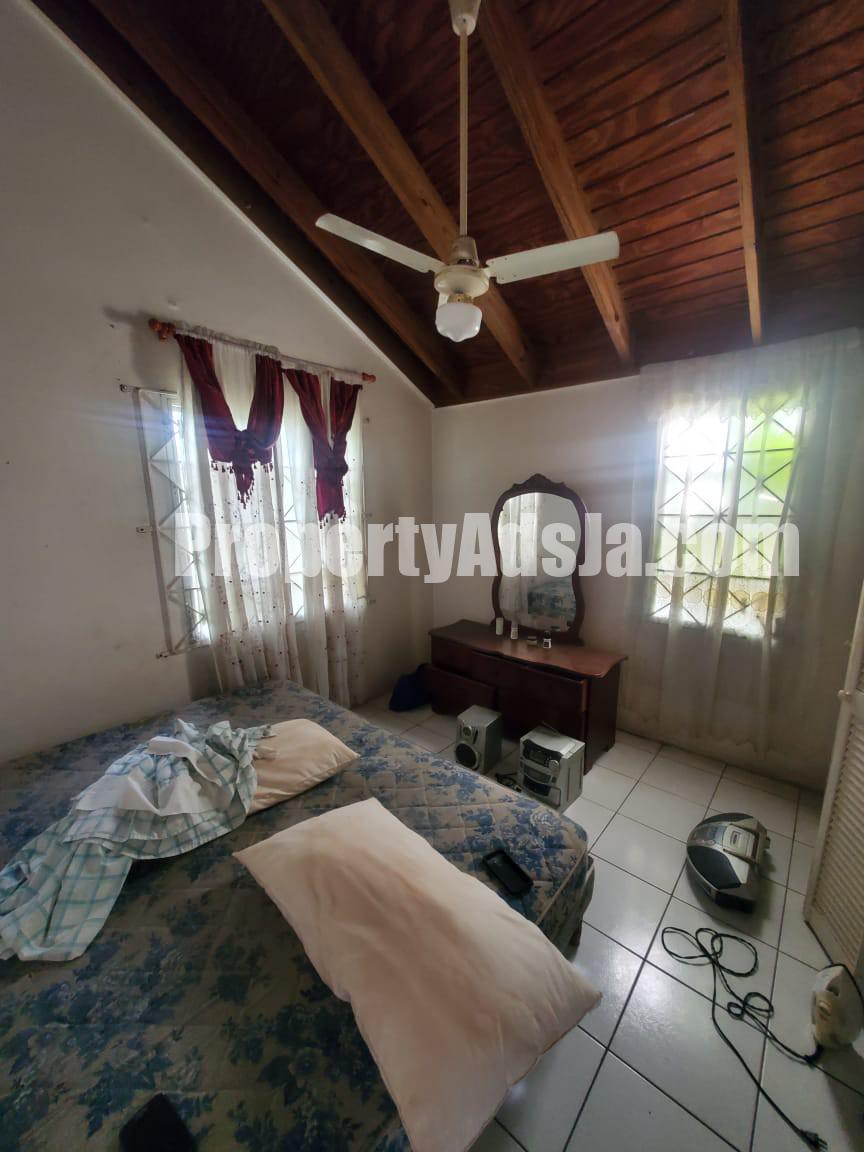 House For Sale in Magil Palm, St. Catherine Jamaica