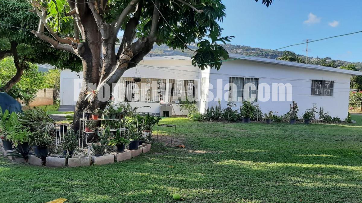 House For Sale in Havendale, Kingston / St. Andrew Jamaica