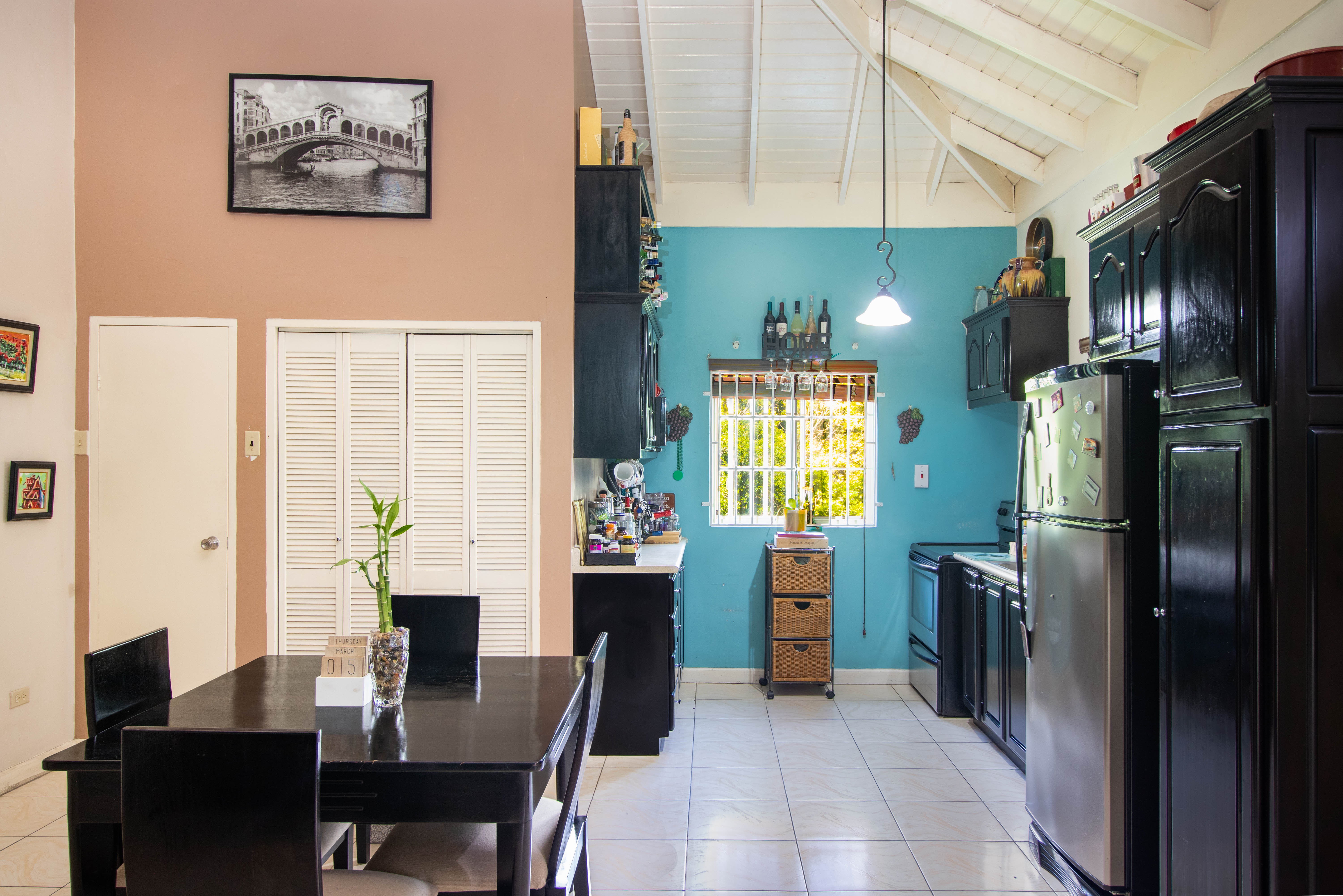 Apartment For Sale in Kingston 8, Kingston / St. Andrew Jamaica