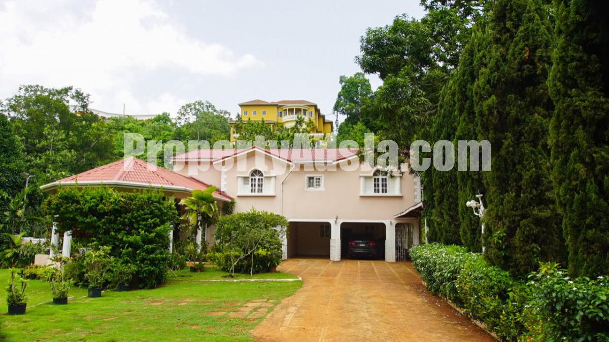 House For Sale in Red Hills, Kingston / St. Andrew Jamaica