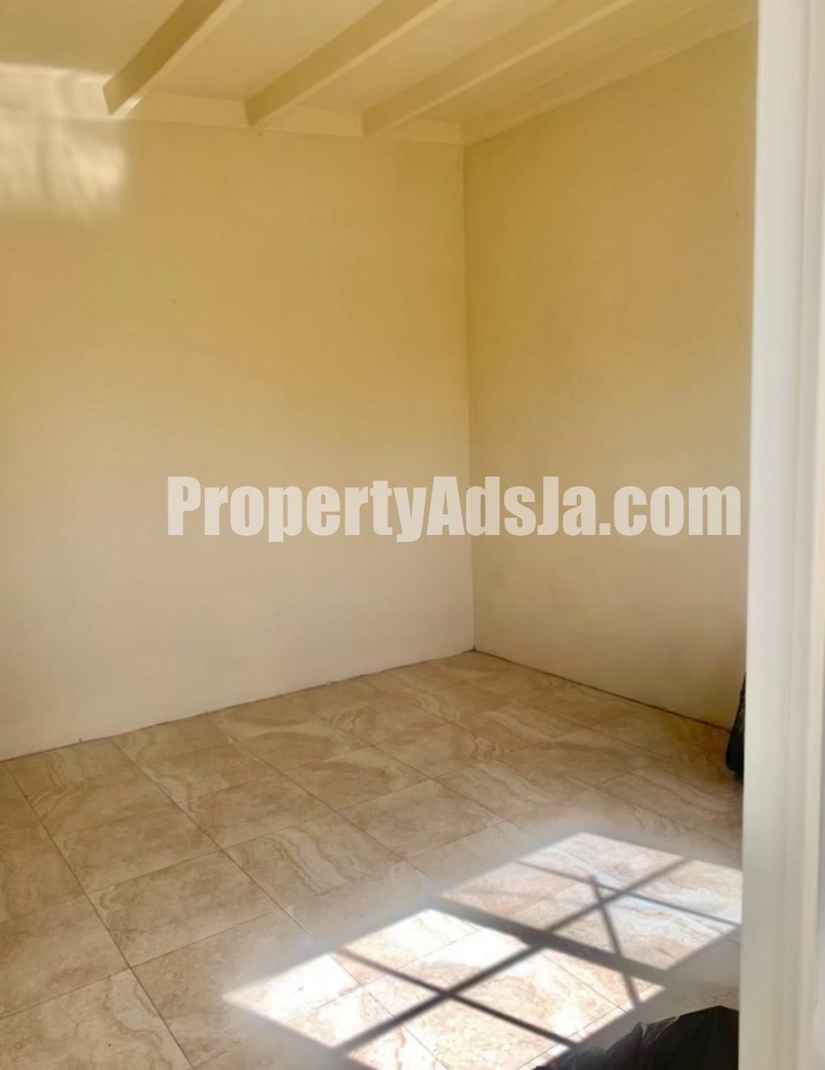 House For Sale in Manley Meadows, Kingston / St. Andrew Jamaica