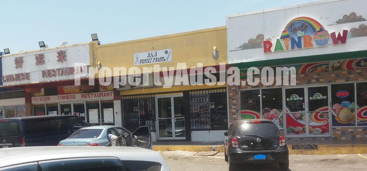 Commercial building For Sale in Portmore Pines, St. Catherine Jamaica