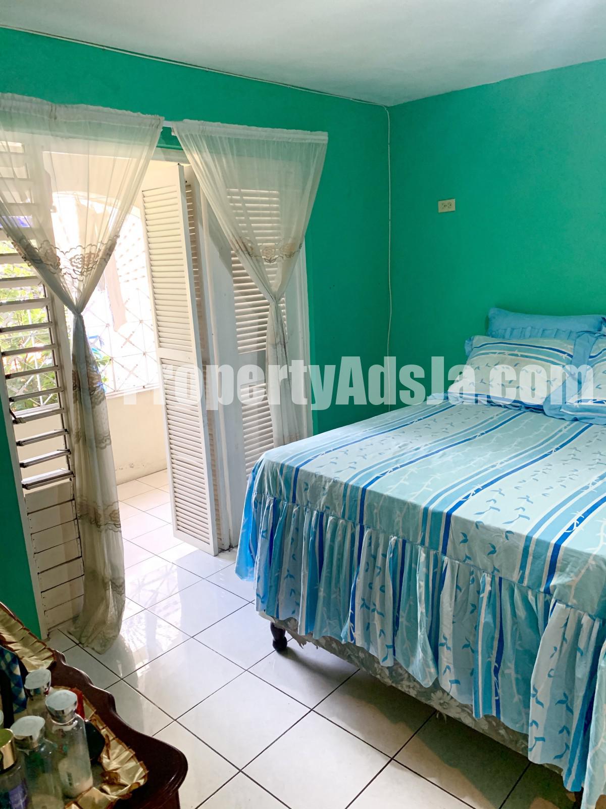 Townhouse For Sale in Cooreville Gardens, Kingston / St. Andrew Jamaica