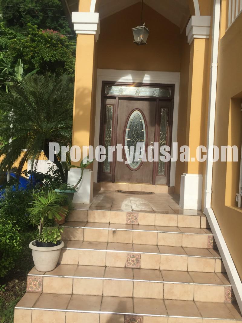 Townhouse For Rent in NORBROOK, Kingston / St. Andrew Jamaica