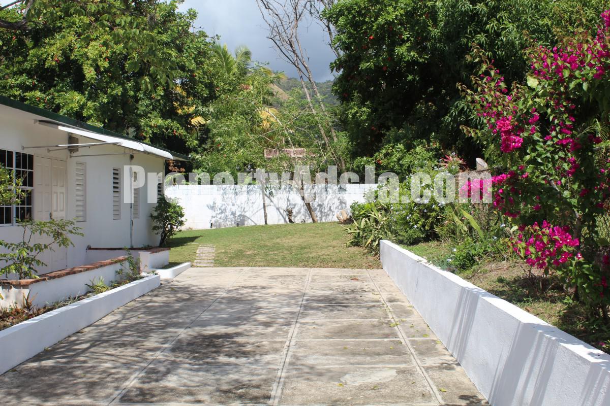 House For Rent in HOPE PASTURES, Kingston / St. Andrew Jamaica
