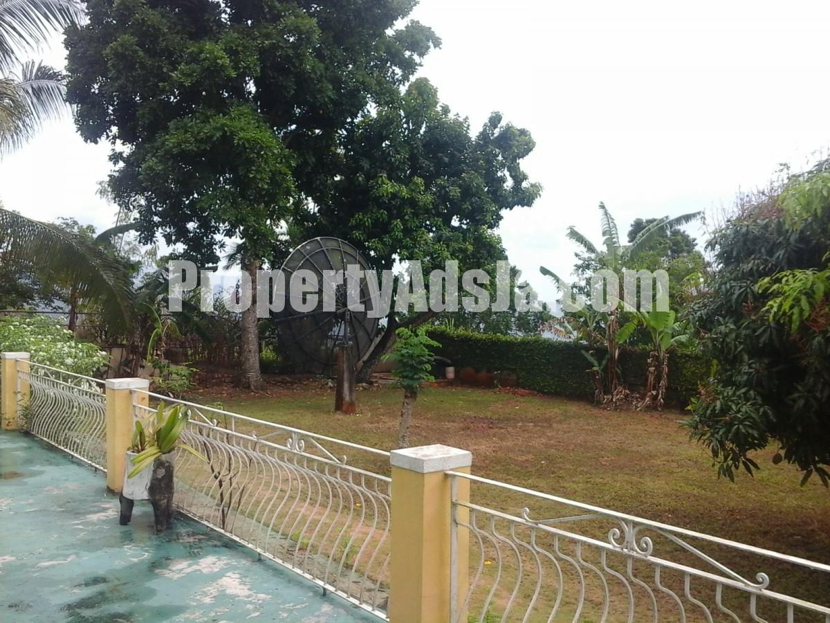 House For Sale in Smokey Vale, Kingston / St. Andrew Jamaica