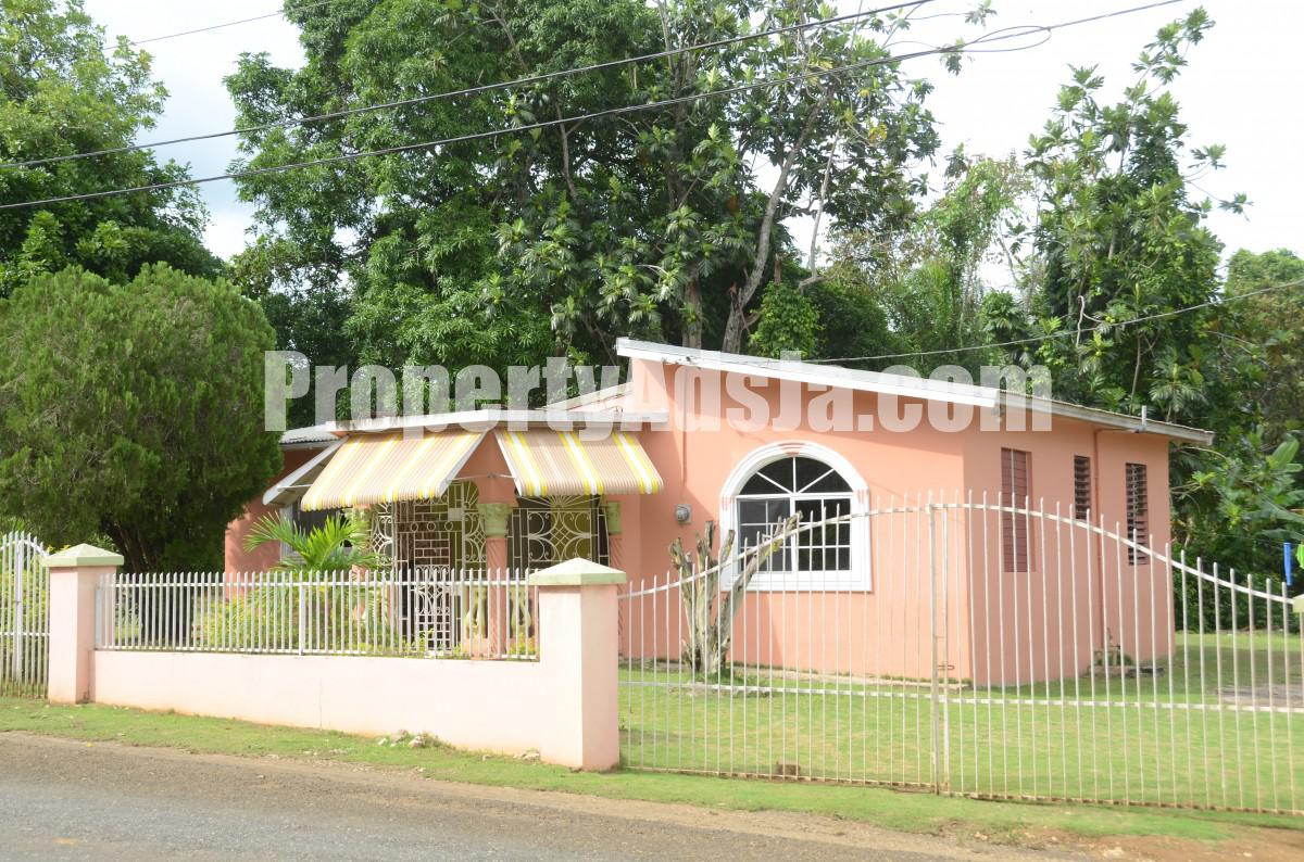 House For Sale in Newton, St. Elizabeth Jamaica