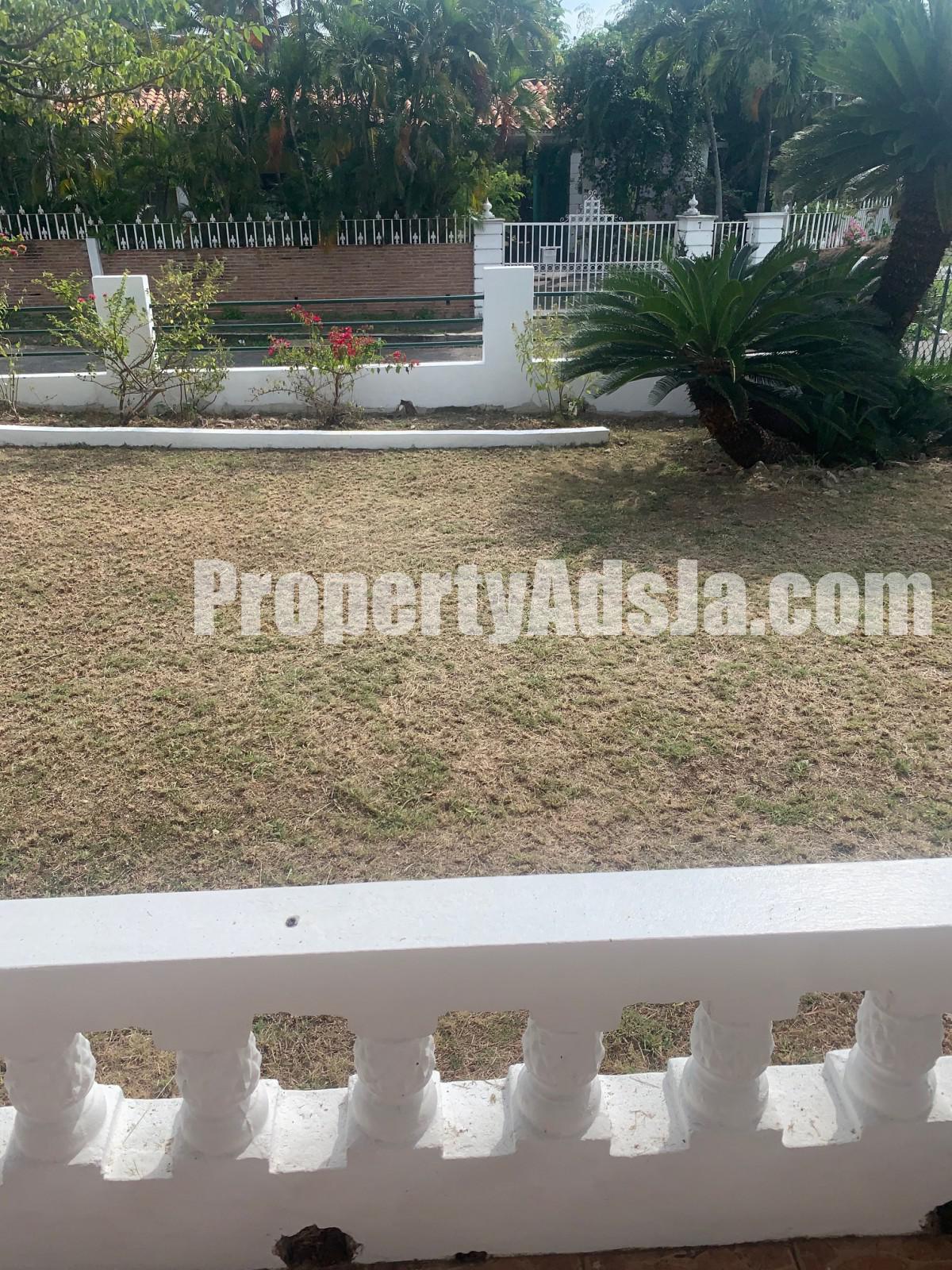 House For Rent in HOPE PASTURES, Kingston / St. Andrew Jamaica