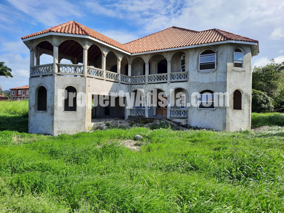 House For Sale in Drax Hall, St. Ann Jamaica