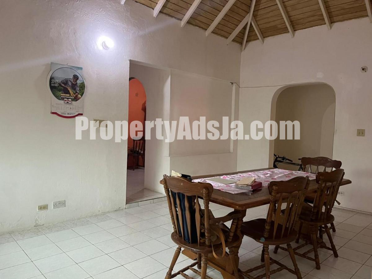 House For Sale in Guys Hill, St. Catherine Jamaica
