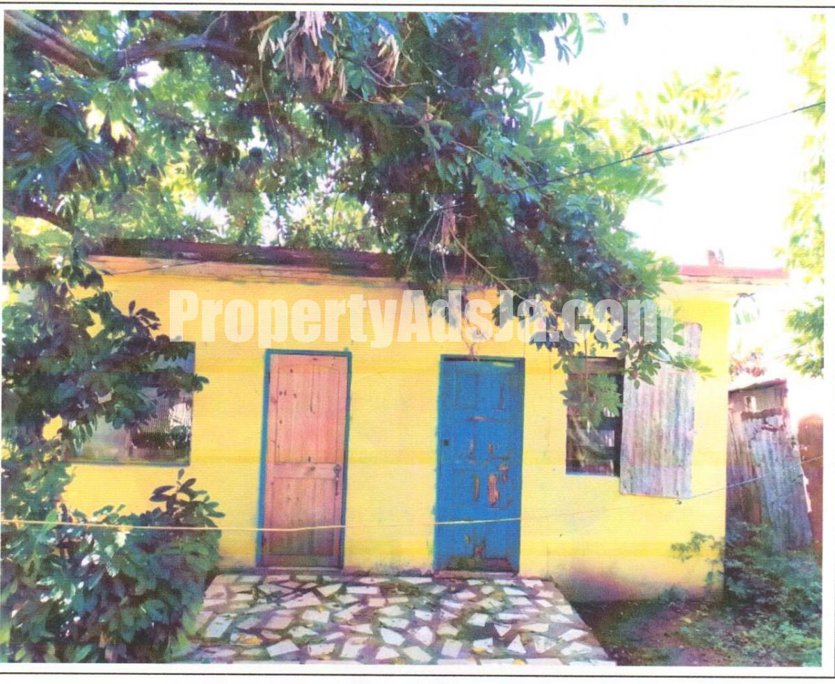 House For Sale in Waterhouse, Kingston / St. Andrew Jamaica
