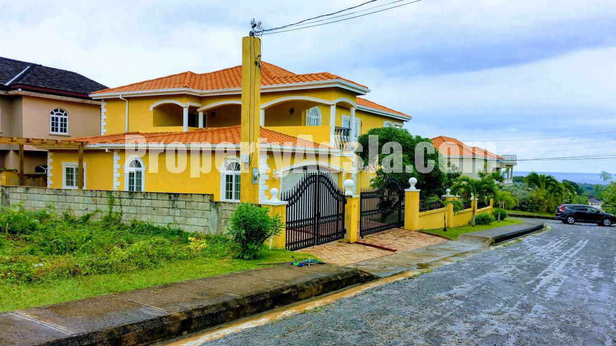 House For Sale in Vista Del Mar, St. Ann Jamaica