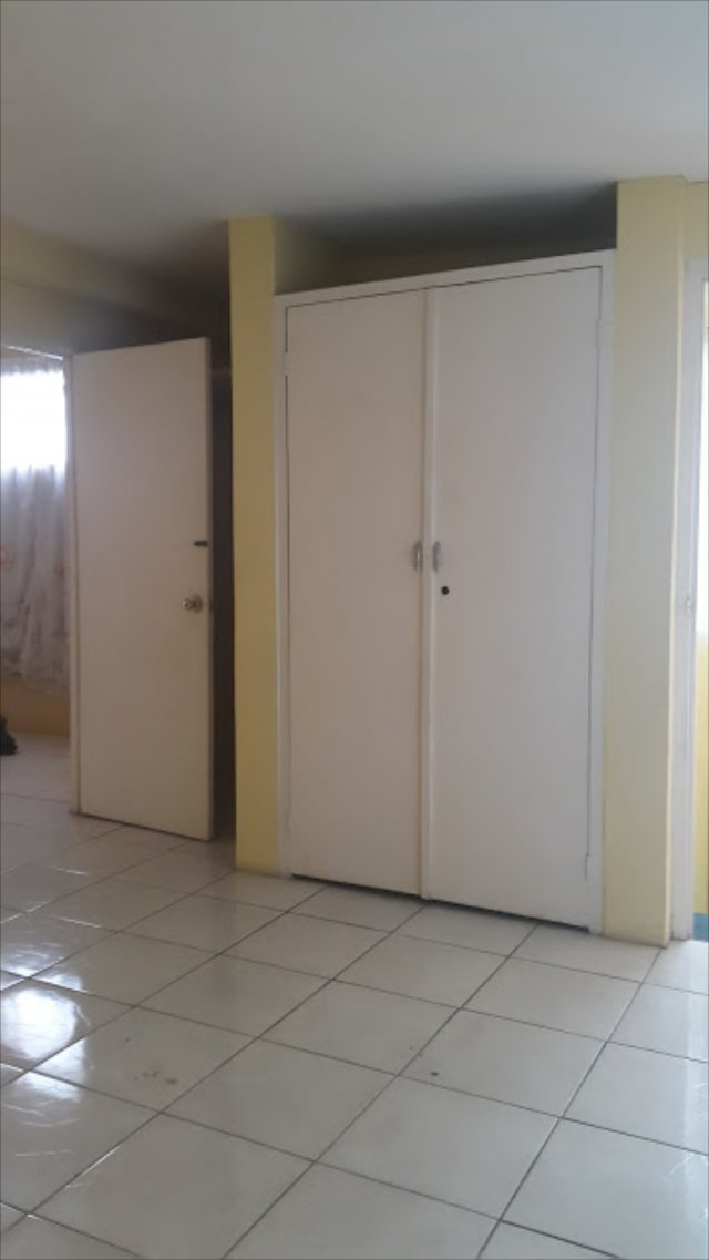 Townhouse For Sale in DUNROBIN ACRES PHASE 1, Kingston / St. Andrew