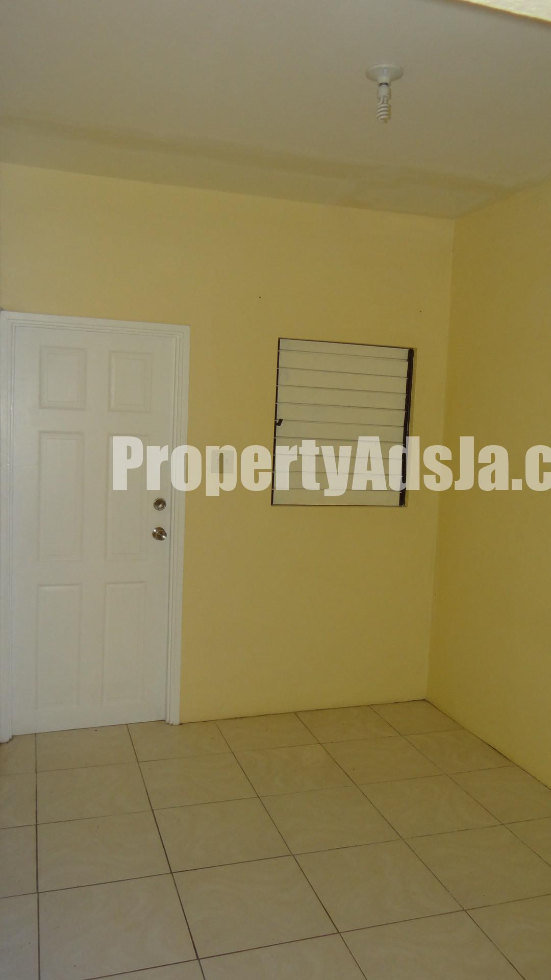 House For Rent in Pembroke Hall, Kingston / St. Andrew Jamaica