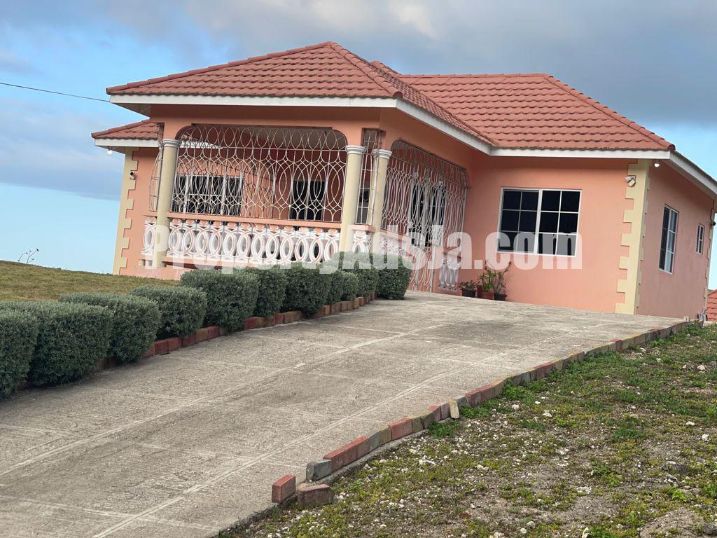 House For Sale in Retreat, St. Mary Jamaica