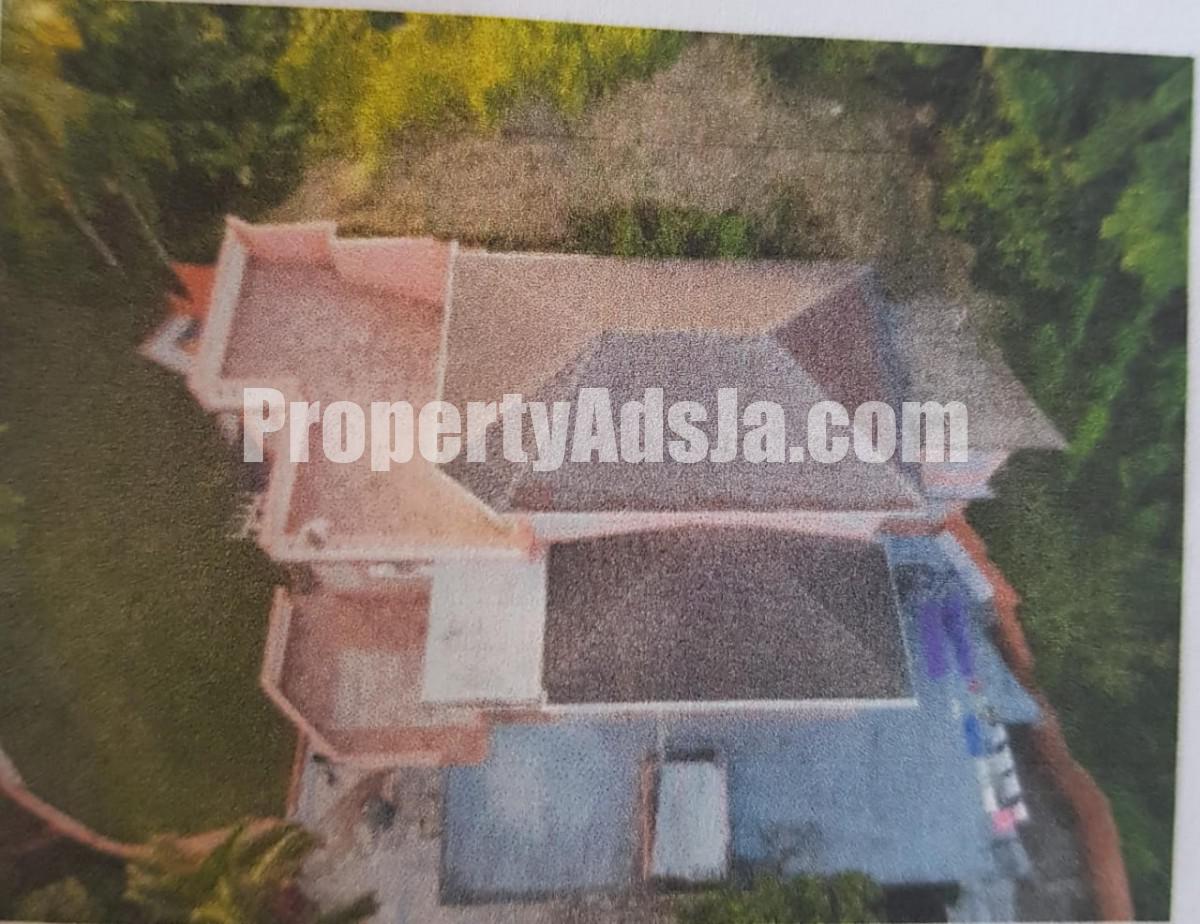 House For Sale in Unity Lawrence Tavern, Kingston / St. Andrew Jamaica