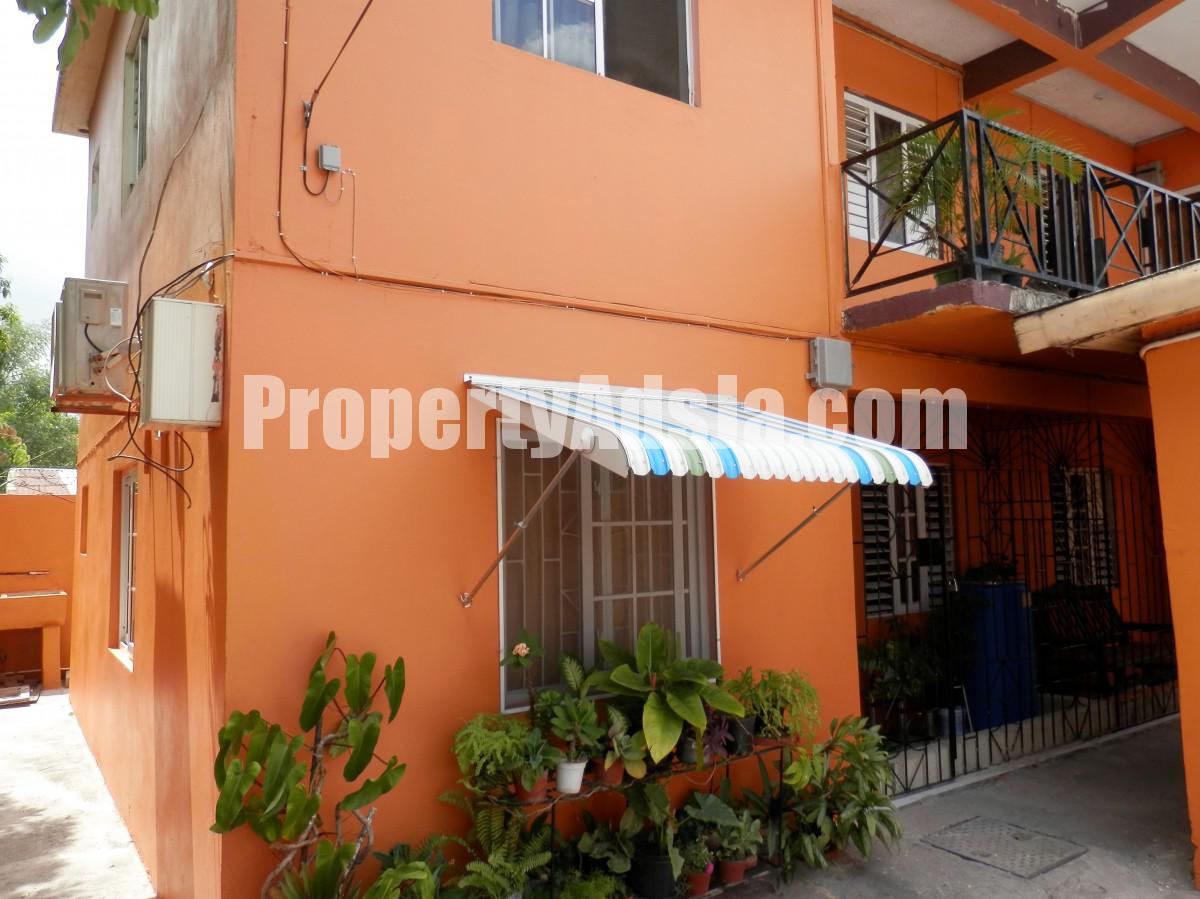 Apartment For Sale in Kingston 11, Kingston / St. Andrew Jamaica
