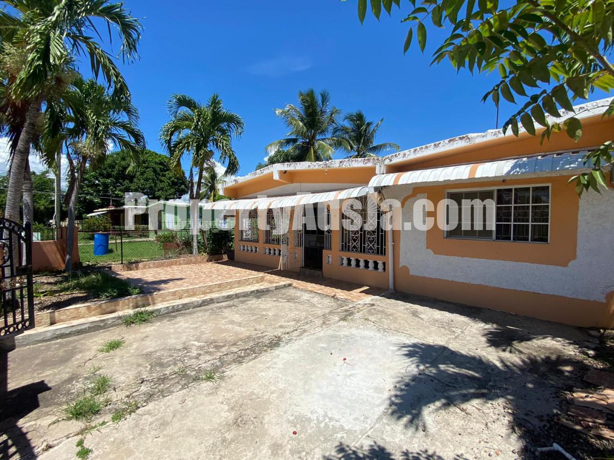 House For Sale in Mineral Heights, Clarendon Jamaica