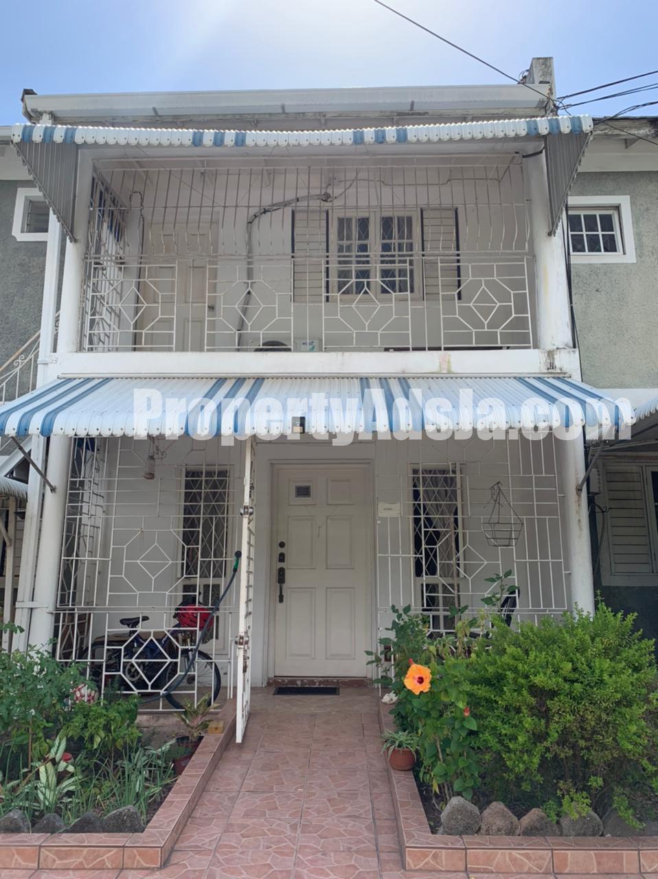 Townhouse For Sale in HAVENDALE SUBURBS, Kingston / St. Andrew Jamaica