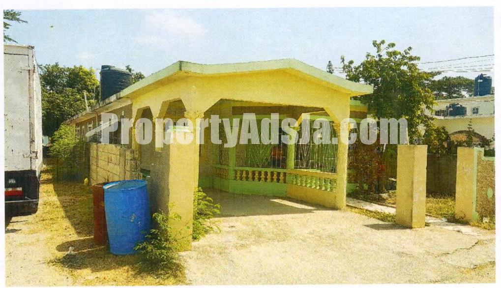 House For Sale in Cedar Grove, St. Catherine Jamaica