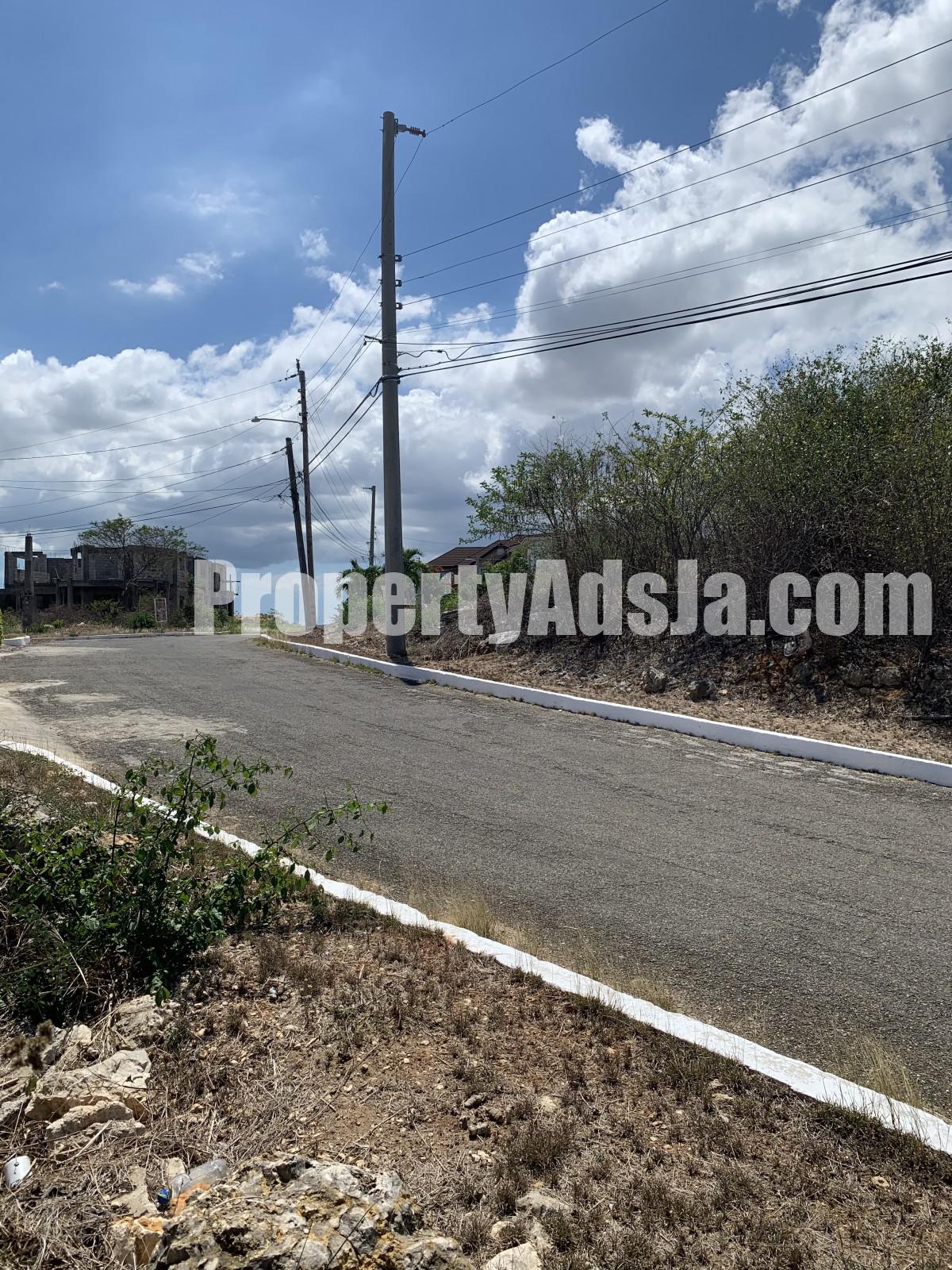 Residential lot For Sale in St Jago Heights, St. Catherine Jamaica
