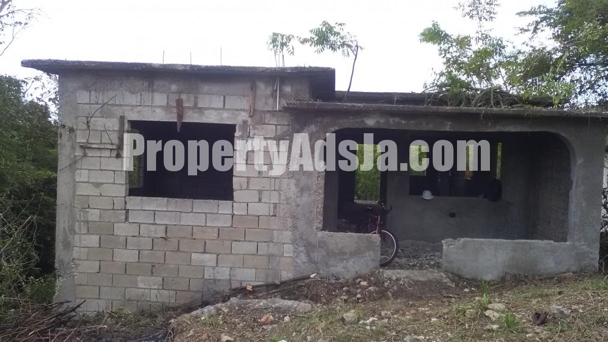 House For Sale in Montego Heights, St. James Jamaica