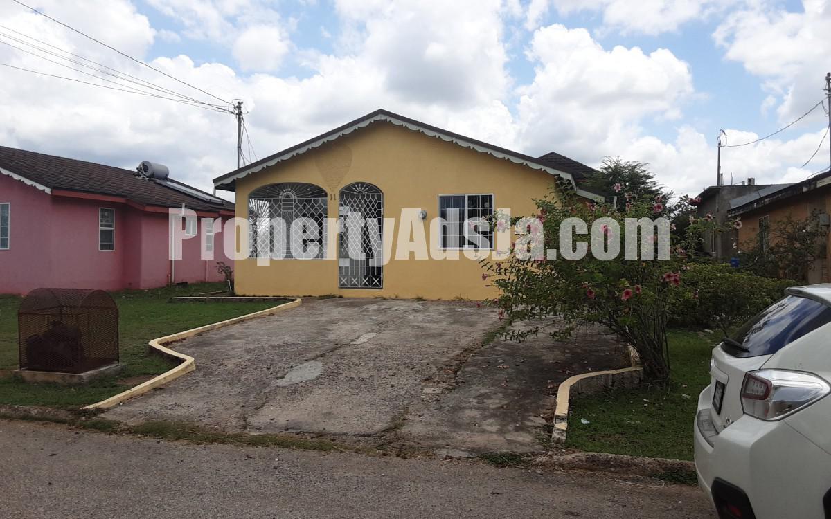 House For Sale in New Harbour Village Old Harbour, St. Catherine