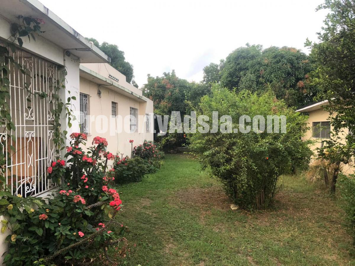House For Sale in Kingston 19, Kingston / St. Andrew Jamaica