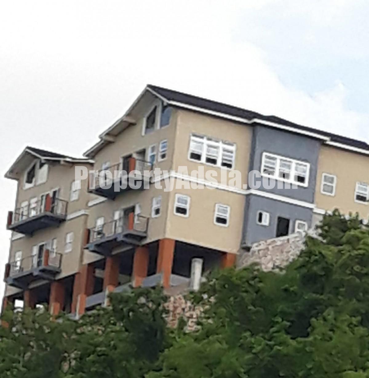 Townhouse For Sale in Smokey Vale, Kingston / St. Andrew Jamaica