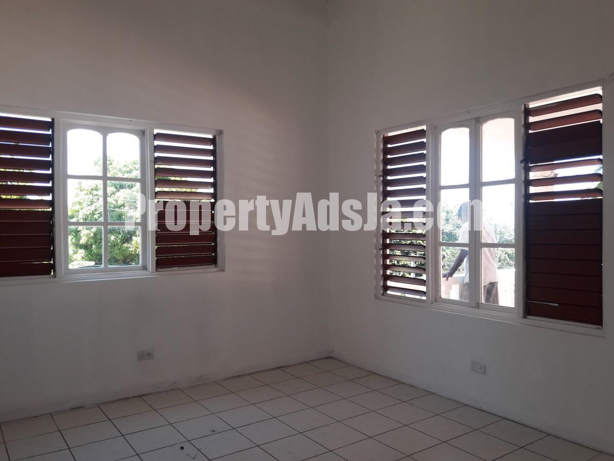 Flat For Rent in Montego Bay, St. James Jamaica