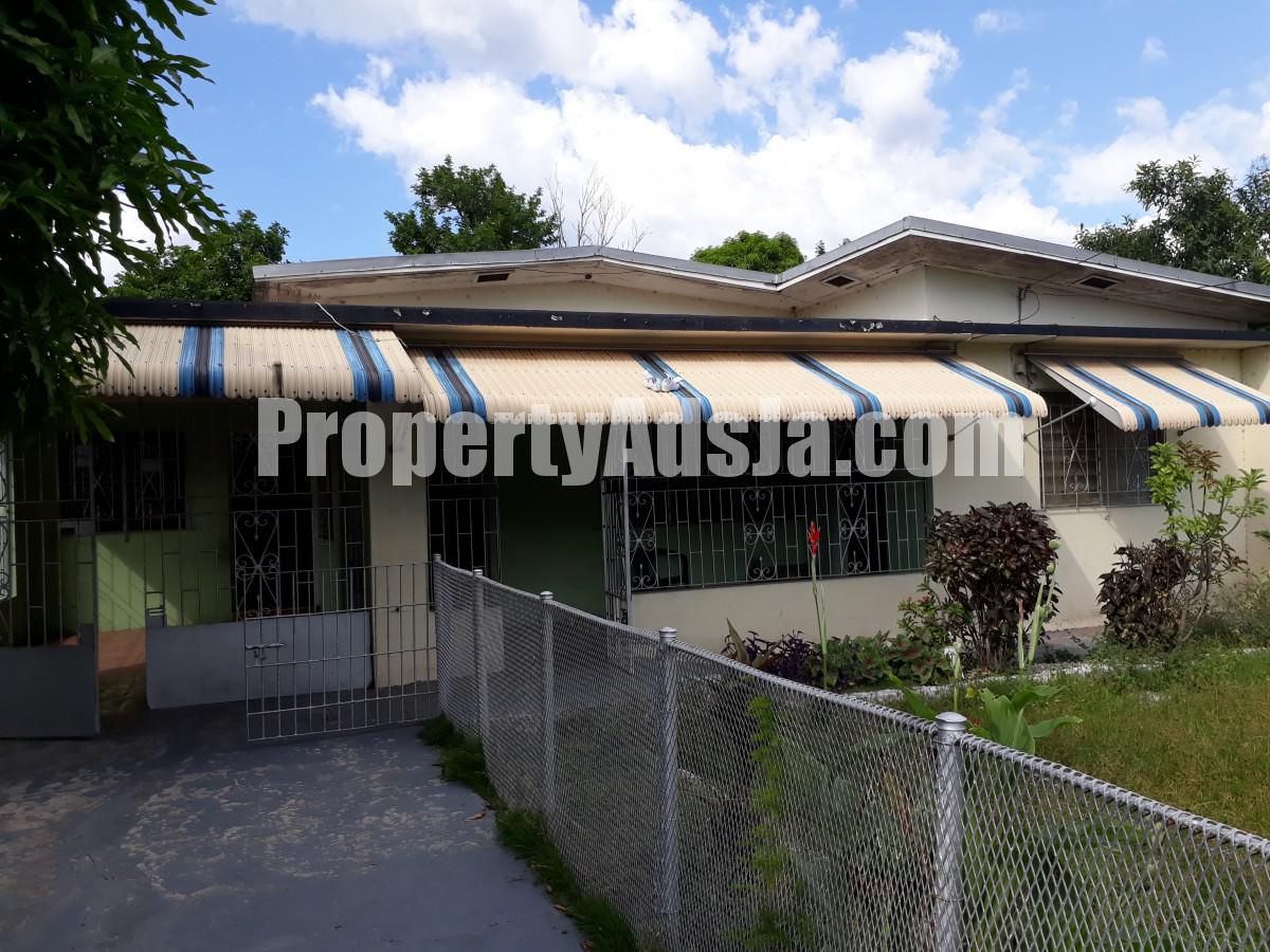 House For Sale in Patrick City, Kingston / St. Andrew Jamaica