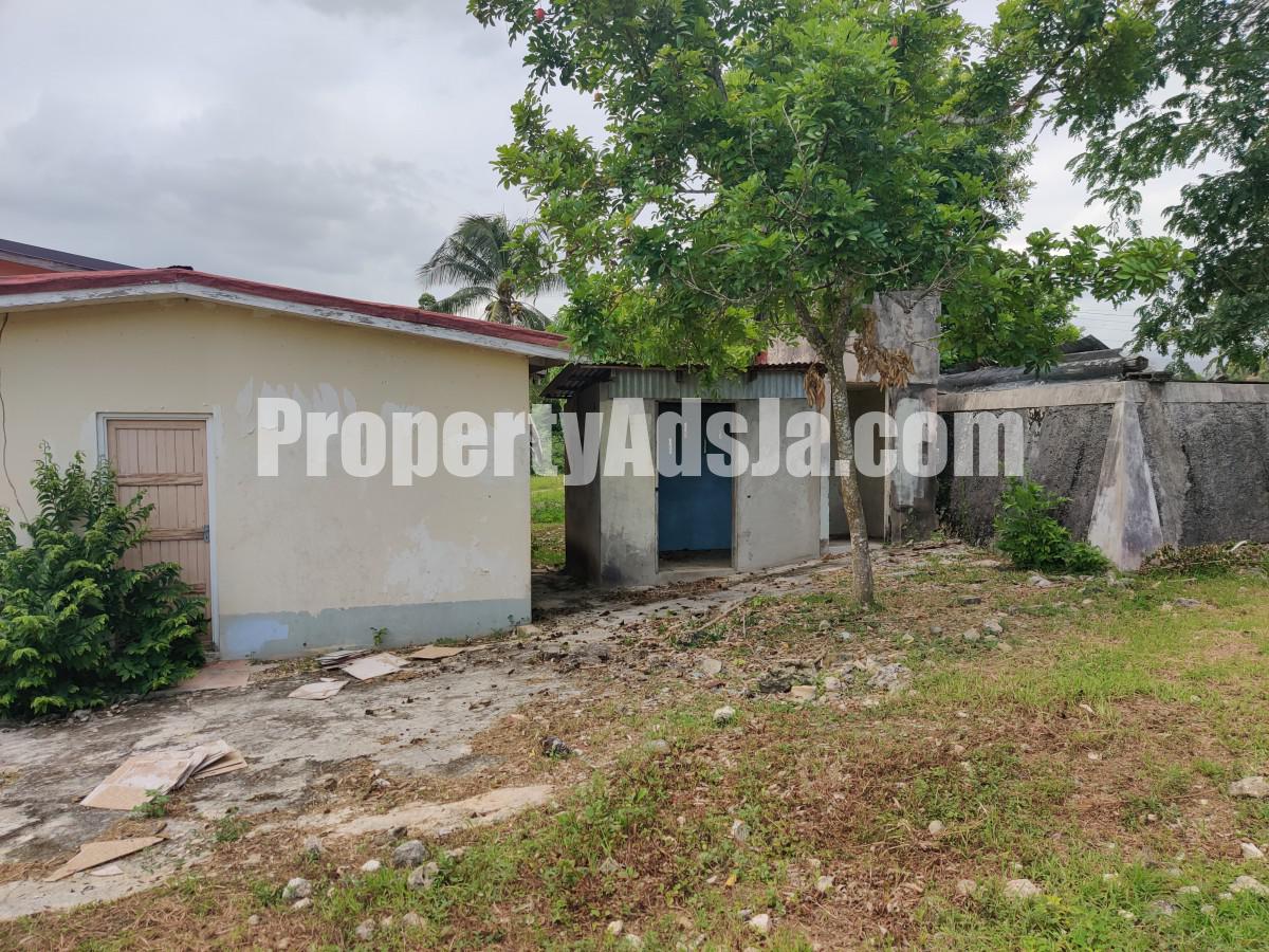 House For Sale in LongWood, St. Elizabeth Jamaica