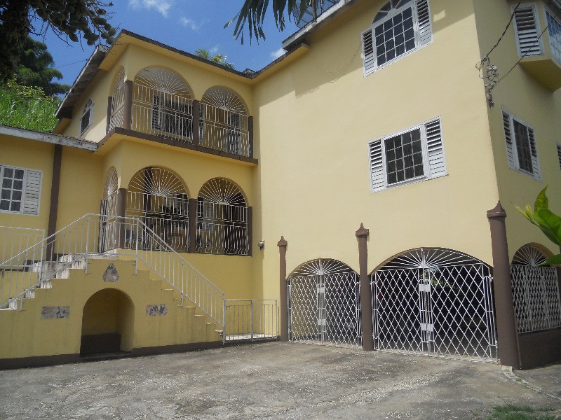House For Sale in Stony Hill Golden Spring, Kingston / St. Andrew